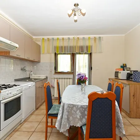 House Veli Vrh 2322 *