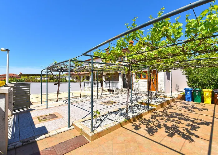 House Veli Vrh 2322 Feriehus