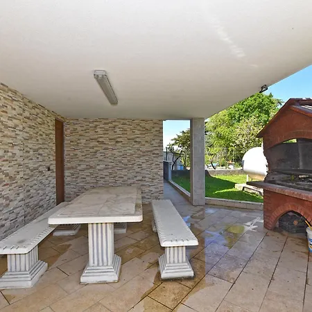 House Veli Vrh 2322 Vakantiehuis